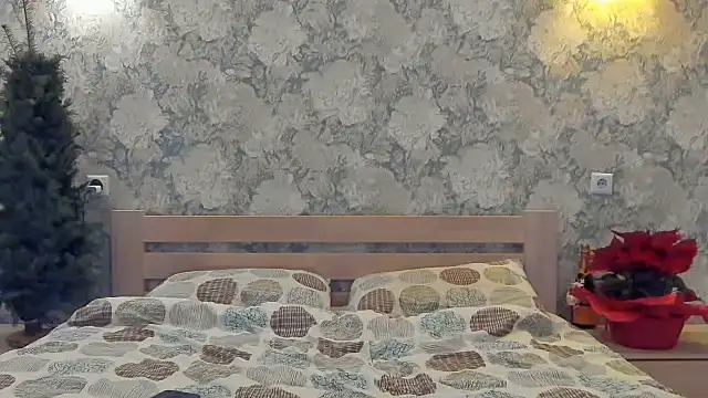 MirandaQueen online show from December 22, 9:29 pm