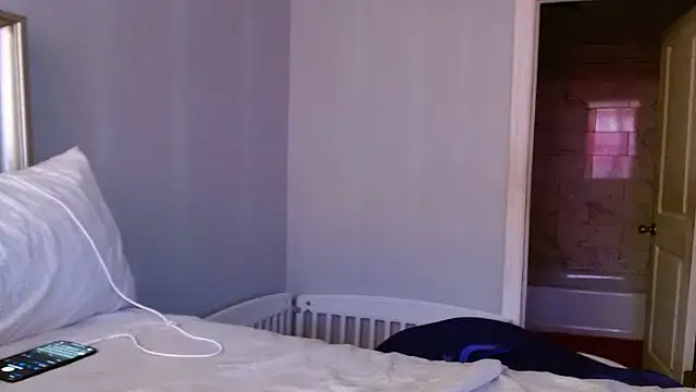 MSweetLindaParks online show from February 8, 5:16 pm