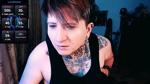 Marieblueeyes online show from October 27, 11:21 pm