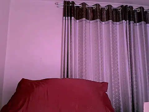 Snapshot of eroticbeauty37 chatting on October 7, 4:22 pm eroticbeauty37 online show from October 7, 4:22 pm