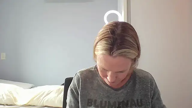 Annylove1 online show from January 19, 3:52 pm