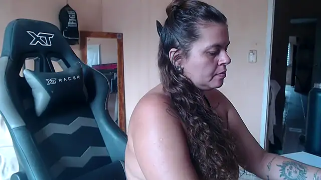 OliviaRojas online show from March 22, 11:16 am