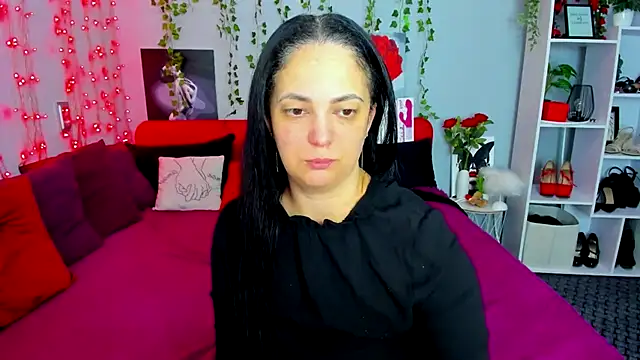 DarlingMilf online show from October 15, 6:32 pm