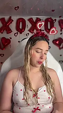 Irisweet  online show from February 13, 4:36 am