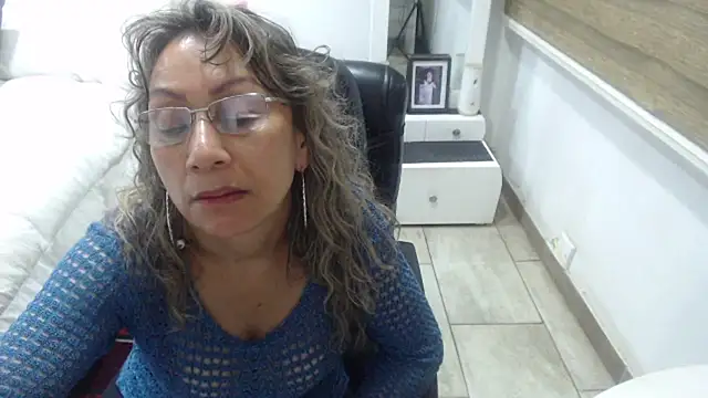 jesy hot online show from January 10, 1:32 am