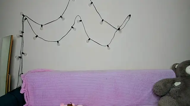 FlowerOfSin2001 online show from October 1, 2:44 pm