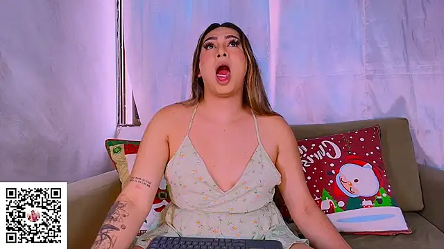 ISABELLASSMITH online show from November 28, 6:11 pm