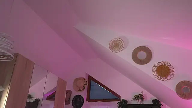 Amaliamour online show from October 9, 5:22 am