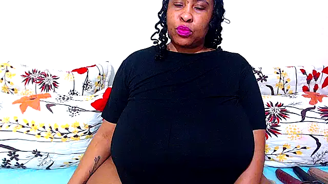 Snapshot of Ebonylovelyx chatting on September 16, 3:14 am Ebonylovelyx online show from September 16, 3:14 am