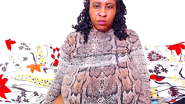 Snapshot of Ebonylovelyx chatting on October 9, 6:06 am Ebonylovelyx online show from October 9, 6:06 am