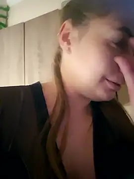 Keli Jessi online show from January 8, 7:07 pm