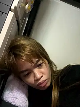 pinay4uwithagoodheart online show from January 8, 1:26 pm