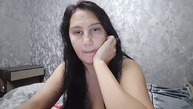 Snapshot of --Karina-- chatting on October 5, 1:27 pm --Karina-- online show from October 5, 1:27 pm