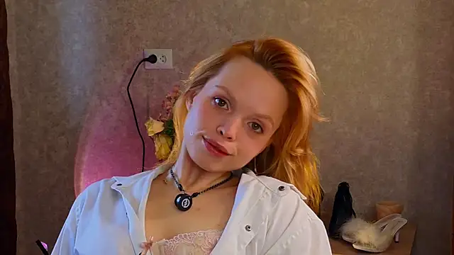 sinteas online show from April 19, 11:10 am