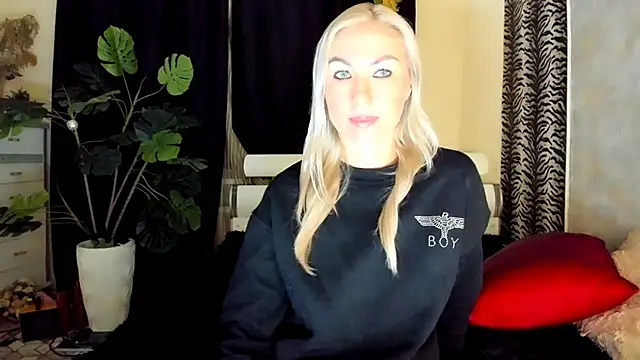 Black No 1 online show from November 10, 1:44 am