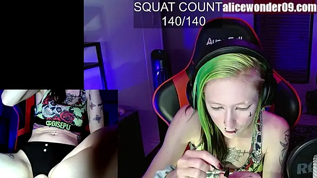 alicewonder09 online show from September 14, 4:10 am