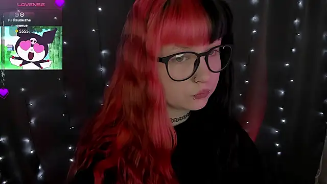 t0riayun0 online show from February 9, 7:38 pm