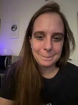 Chantalee online show from April 12, 7:55 am