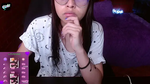 MidoriQuiinn online show from June 3, 4:01 pm