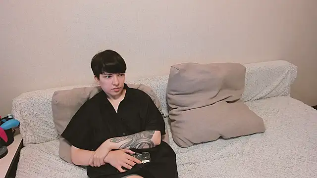 secret dreams   online show from July 5, 8:53 am