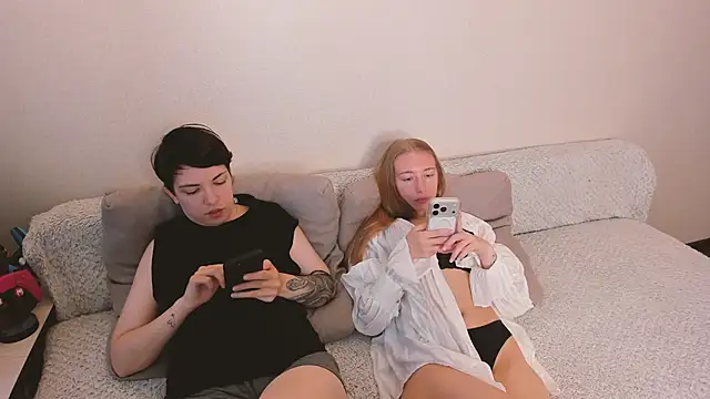 secret dreams   online show from July 3, 6:52 am
