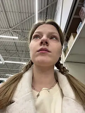 MaryHiggins online show from March 20, 3:28 pm