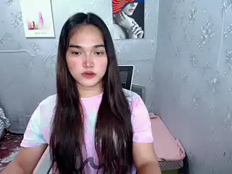 MoaningKylie online show from December 1, 11:36 am