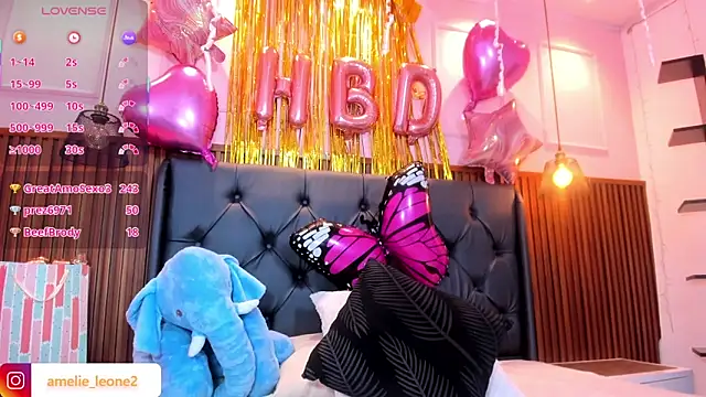 AMELIELEONE online show from September 11, 1:55 pm