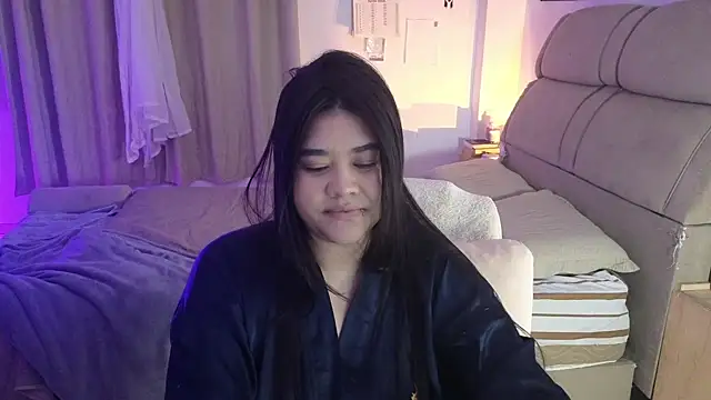 feluriana online show from May 5, 12:24 am