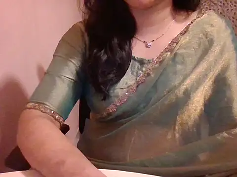 Pinky 4 online show from February 14, 3:25 pm