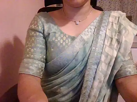 Pinky 4 online show from September 10, 5:13 pm