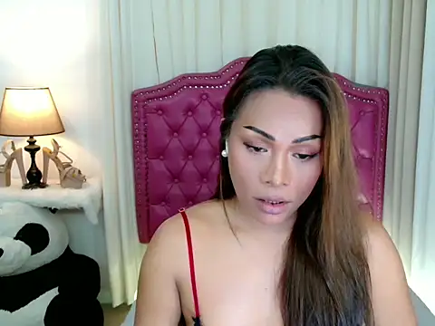 DreamLADYBOY online show from December 16, 9:42 pm