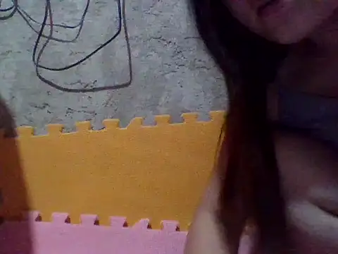 Beatrice143 online show from October 18, 7:44 am