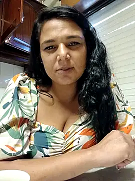 Snapshot of Monick17 chatting on October 11, 4:10 pm Monick17 online show from October 11, 4:10 pm