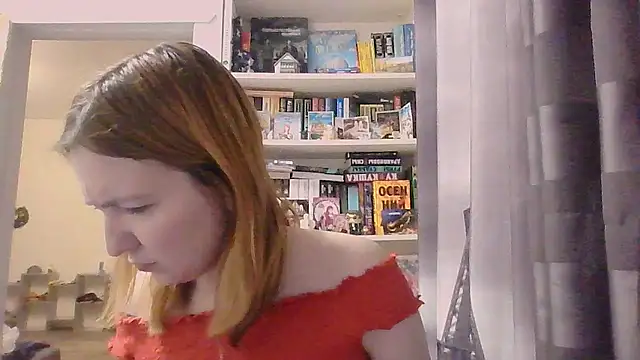 BrattyFoxyGirl online show from November 27, 11:46 am