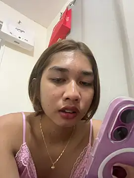 SweetCumFrancine online show from May 9, 1:57 pm