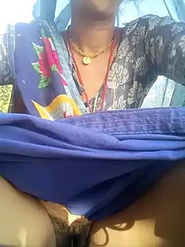 Snapshot of Mohni_Das chatting on September 22, 11:08 am Mohni Das online show from September 22, 11:08 am