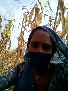 Snapshot of Mohni_Das chatting on October 14, 9:34 am Mohni Das online show from October 14, 9:34 am