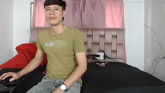 Sexytaty2022 online show from April 9, 12:43 pm