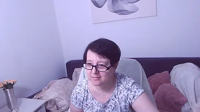 ChristaRose online show from March 21, 11:32 pm