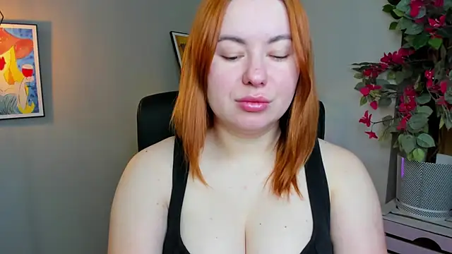 LAYLAxSTAR online show from March 5, 7:26 am