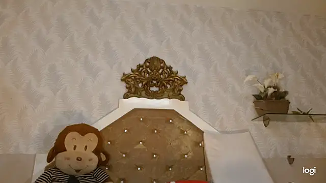 MiaShantall4u online show from October 16, 6:49 am