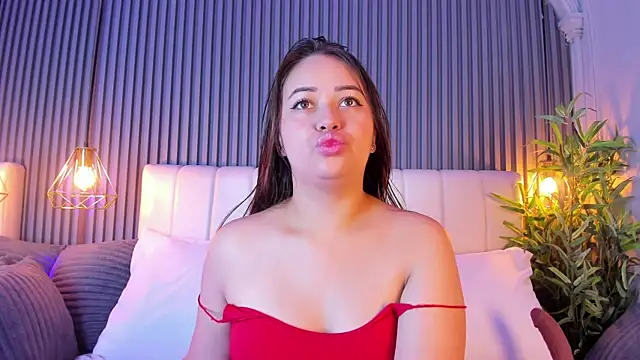 AnaisClark online show from April 21, 11:28 am