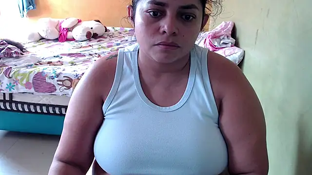 yulieth bbw online show from December 4, 1:46 pm