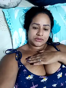 Snapshot of ashley69_brown chatting on September 26, 7:33 pm ashley69 brown online show from September 26, 7:33 pm