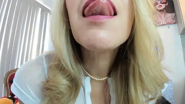 ashleymilf 1 online show from October 15, 3:25 pm