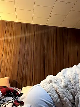 Mini And The Bear online show from January 13, 9:41 pm