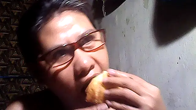 sweetsosie18 online show from April 5, 2:49 pm