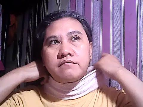 Snapshot of sweetsosie18 chatting on September 18, 6:39 pm sweetsosie18 online show from September 18, 6:39 pm
