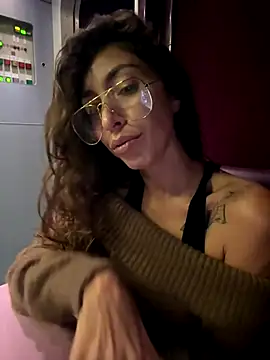 Amani thewolf online show from October 28, 3:18 pm